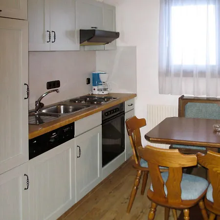 Haus Nadine 401w Apartment
